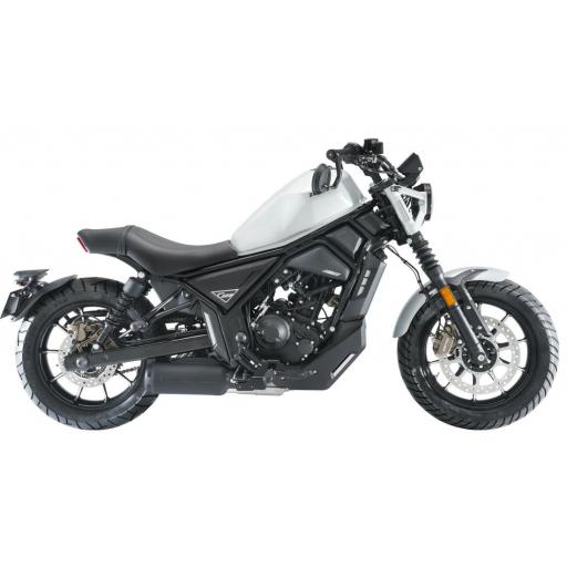 Zontes C125: La Custom Rebelde para el Carnet de Coche [3]