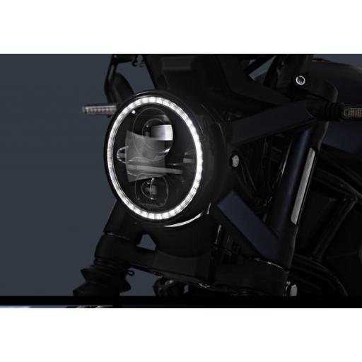 Zontes C125: La Custom Rebelde para el Carnet de Coche [5]