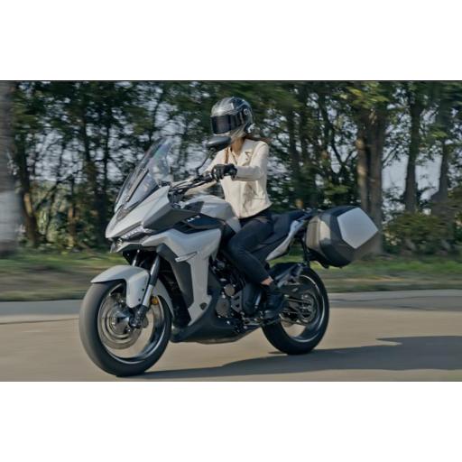 Zontes 350 X: Diseñada para devorar kilómetros