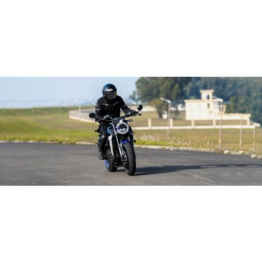 Zontes GK350: La Neo-Retro que ha venido a reescribir las reglas