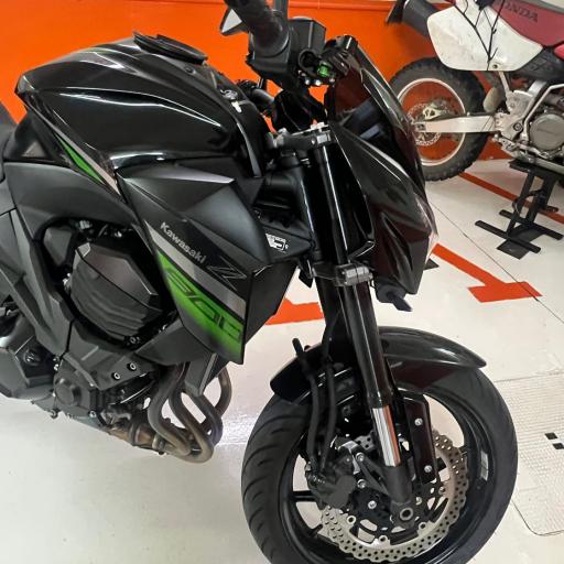 Kawasaki Z800 Limitada [5]