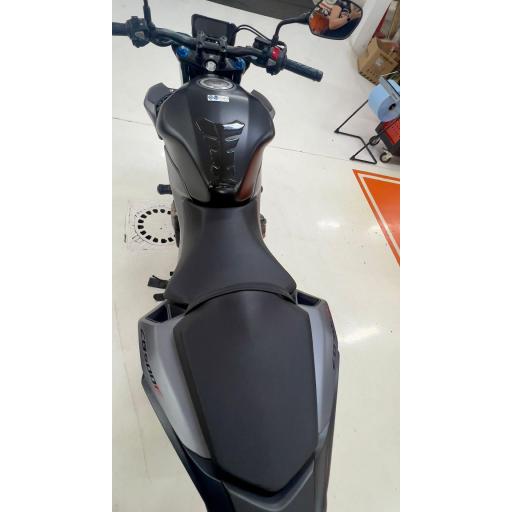 ¡Honda CB500F  6.356km : Tu pasaporte al asfalto (Casi a estrenar)! [6]