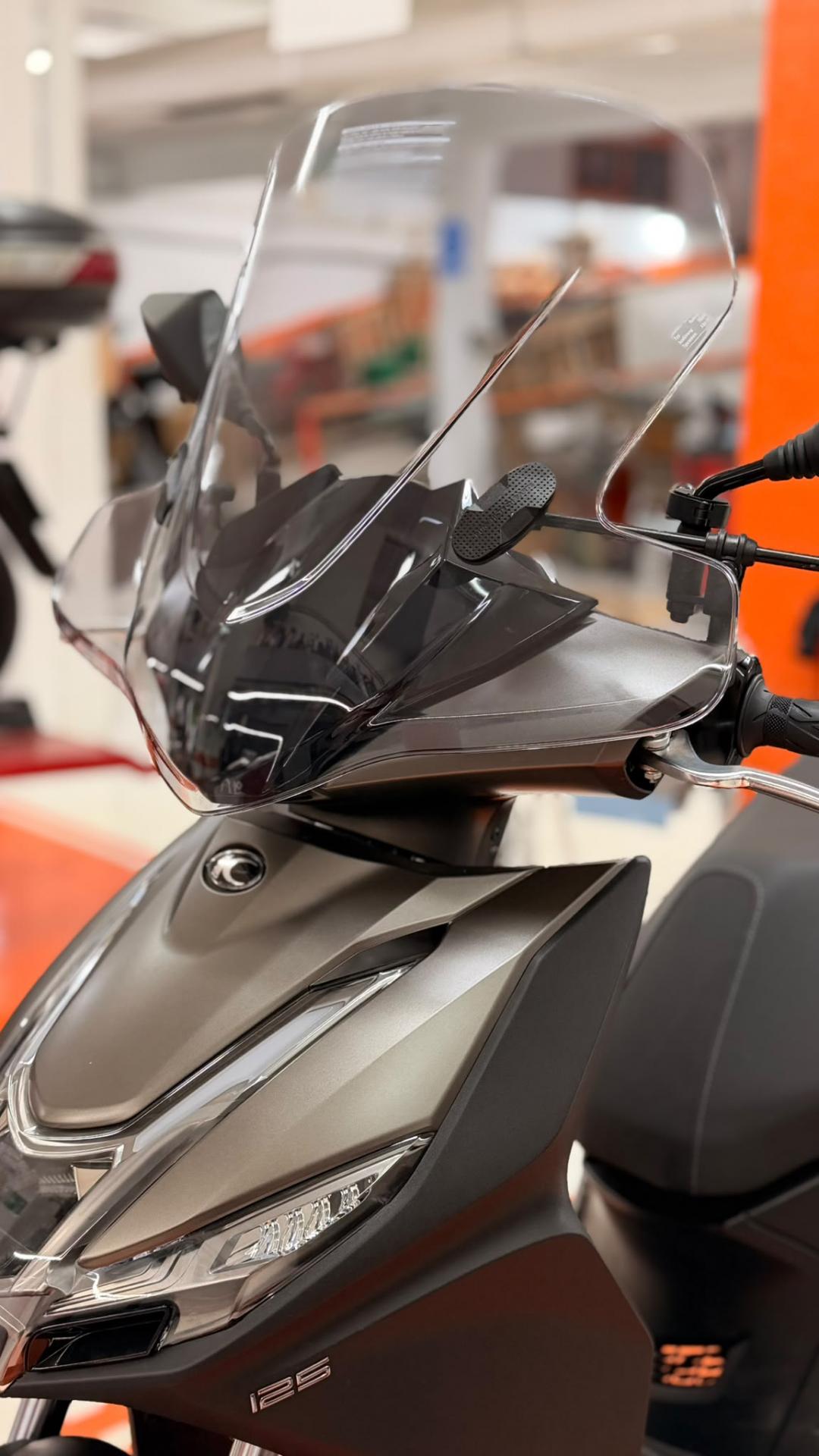 Carenabrís Puig City Touring Kymco Agility 125 city+