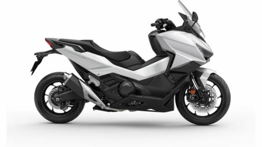 Honda Forza 750 - El Liderazgo Hecho Moto [5]