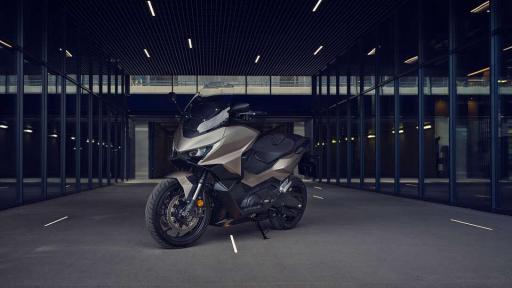 Honda Forza 750 - El Liderazgo Hecho Moto [3]
