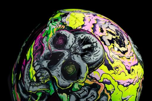 Casco Airform™ Hippy Dippy – Buena Vibra, Estilo Psicodélico y Protección Total ✌️☮️🌈 [4]