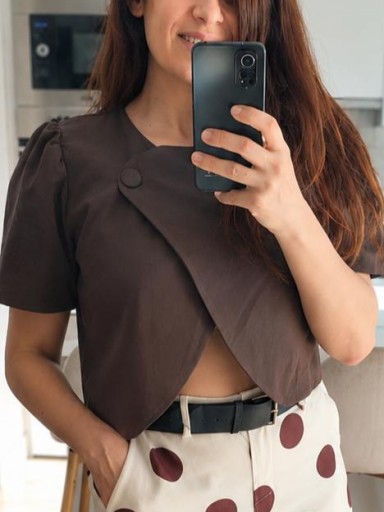 Chaquetita Megan Marrón 