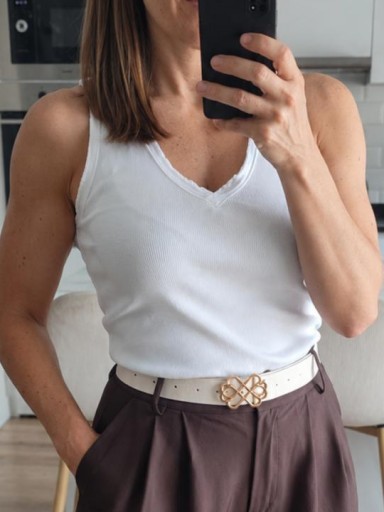 Camiseta  cuello pico 