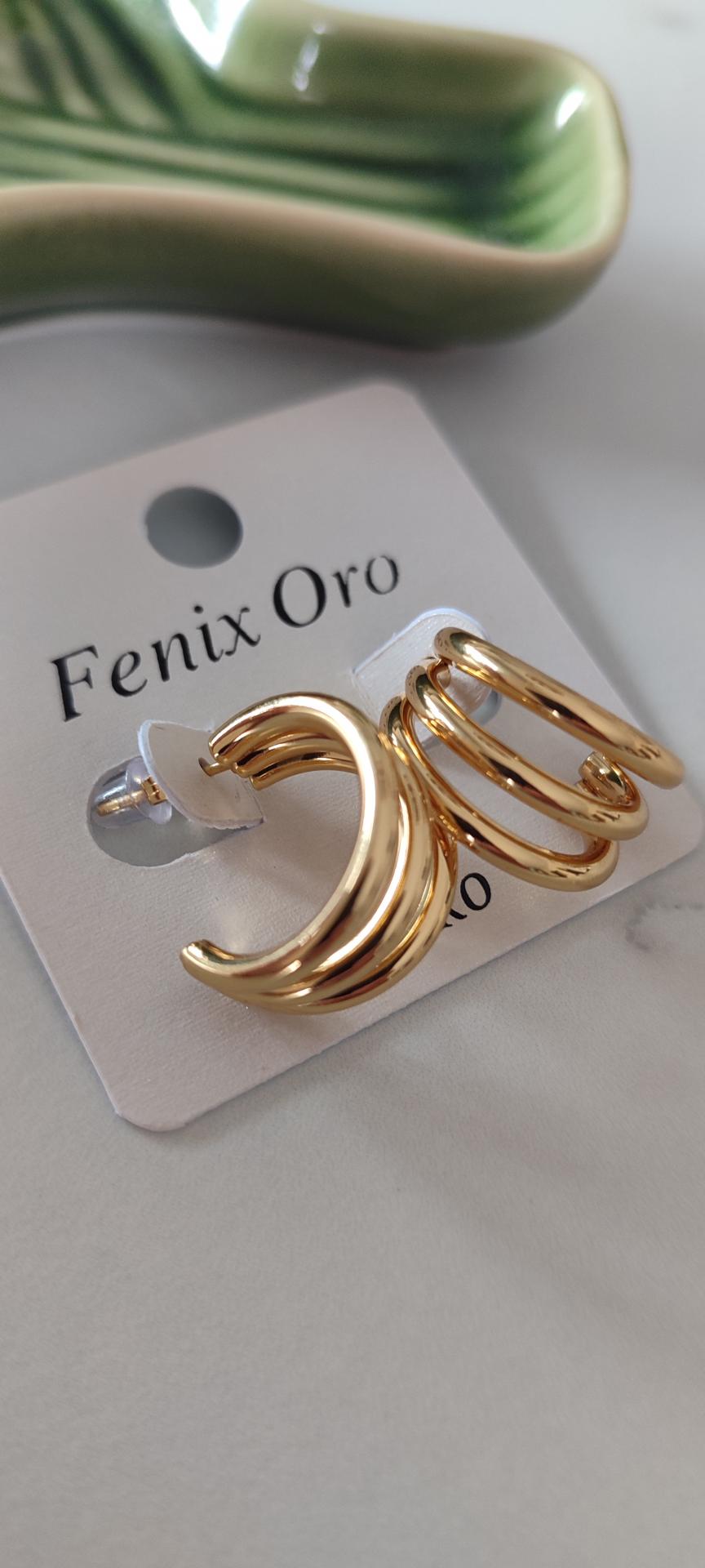 Aretes Triple Dorados