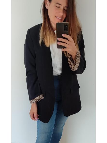 Blazer Negra Leo