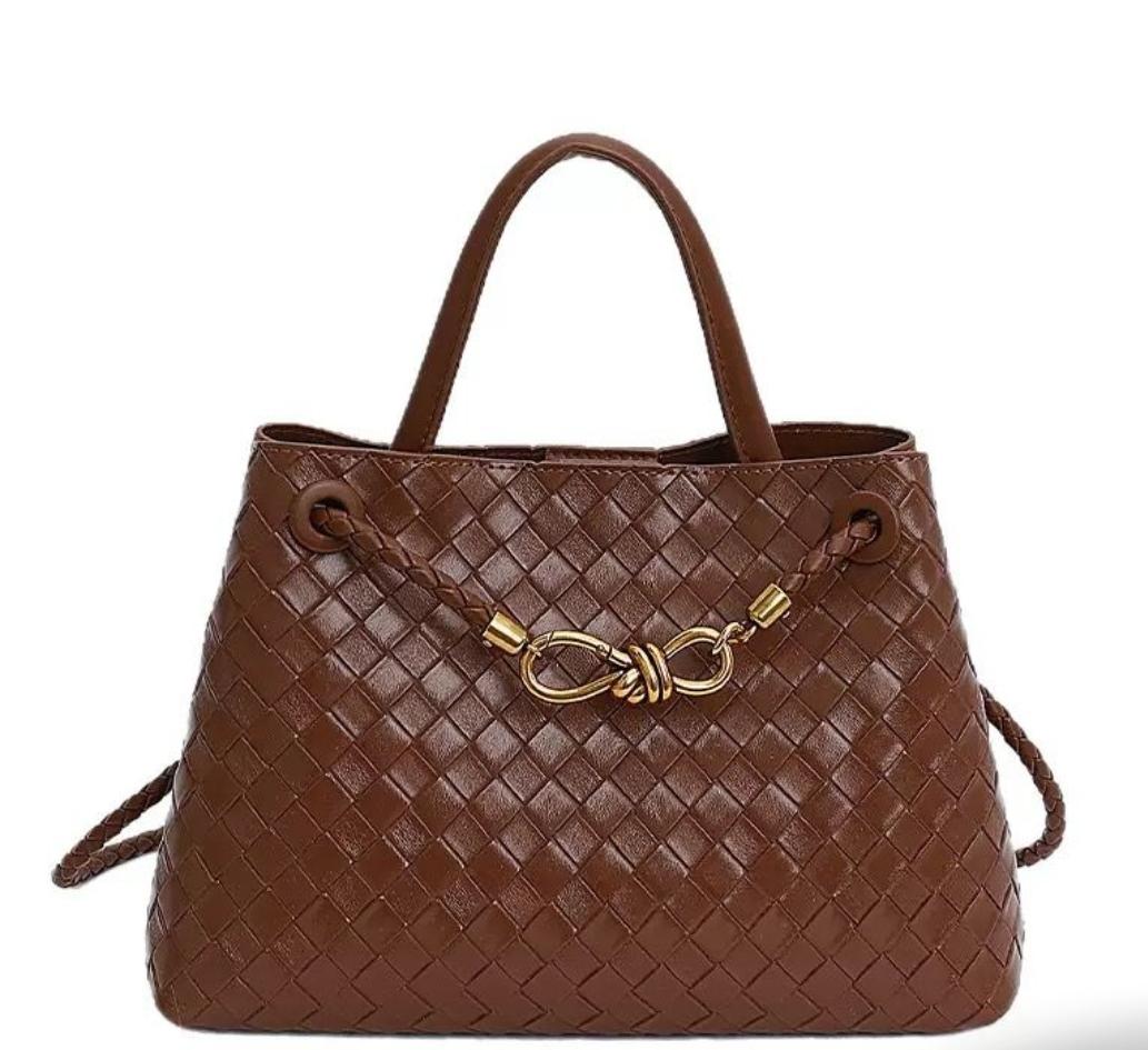 Bolso Marrón Trenzado