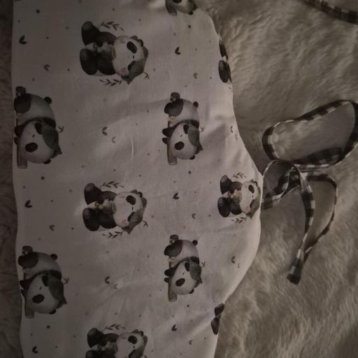 Imagen 20537770 de valoración de PANDA Y BAMBÚ    ( EN 10 TEJIDOS DISTINTOS )