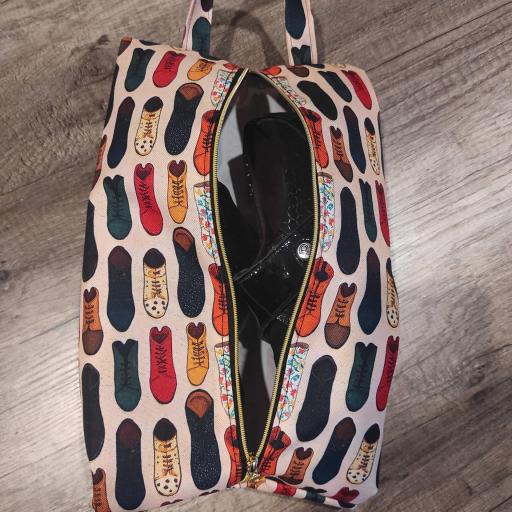 BOLSA DE VIAJE IMPERMEABLE GUARDAZAPATOS   [1]