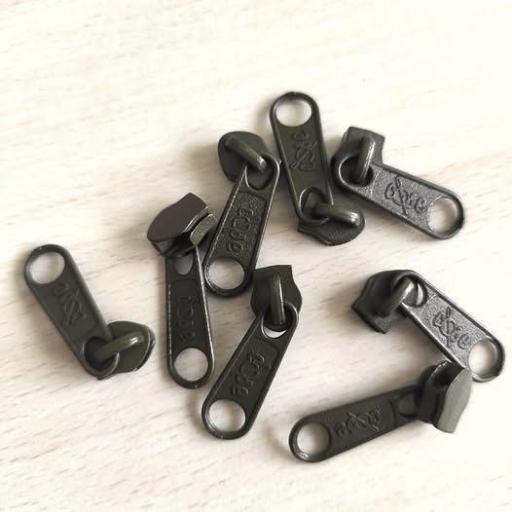 CURSOR PARA CREMALLERA NYLON DE 5 mm MILITAR OSCURO 