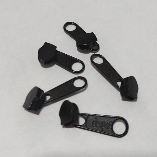 CURSOR PARA CREMALLERA NYLON DE 5 mm  NEGRO  [0]
