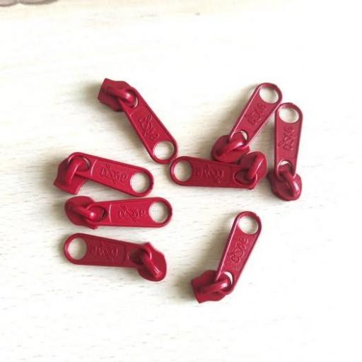 CURSOR PARA CREMALLERA NYLON DE 5 mm  ROJO 