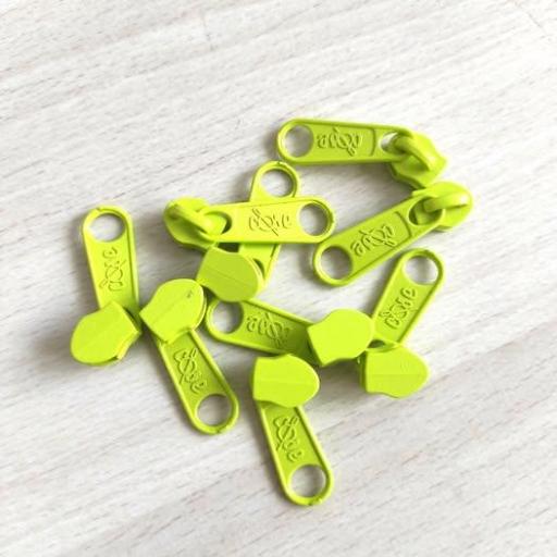 CURSOR PARA CREMALLERA NYLON DE 5 mm VERDE FLÚOR 