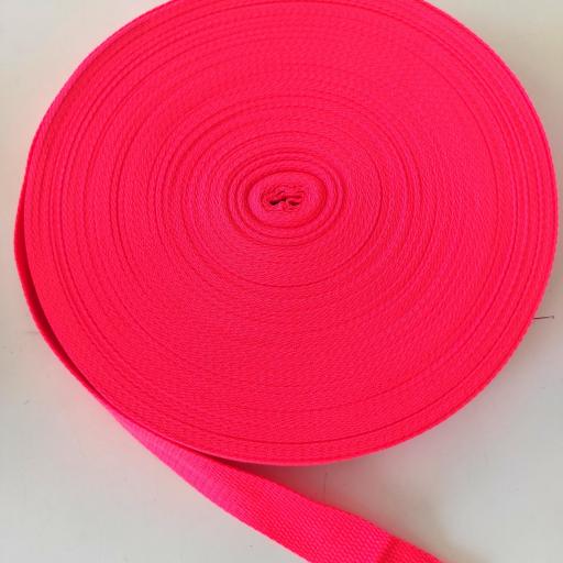 CINTA DE MOCHILA POLIESTER TACTO ALGODÓN 30 mm FUCSIA FLÚOR