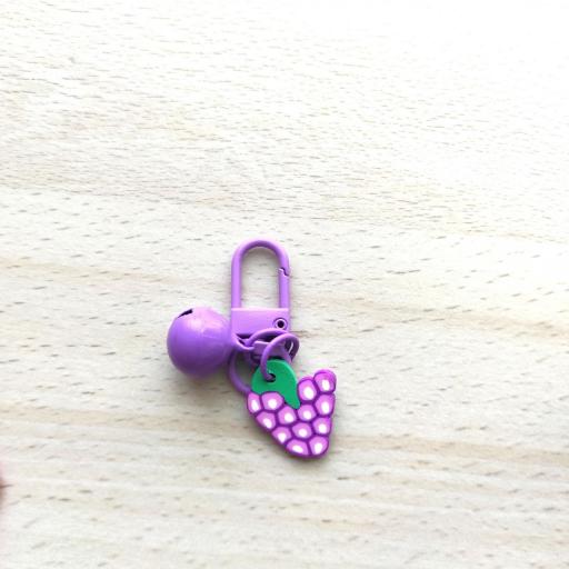 LLAVERO DECORATIVO FRUTAS  ( 1 PIEZA )  [6]
