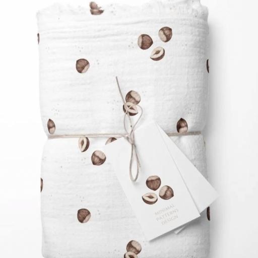 PEQUEÑAS CASTAÑAS  BLANCO     ( EN 10 TEJIDOS DISTINTOS )  [2]