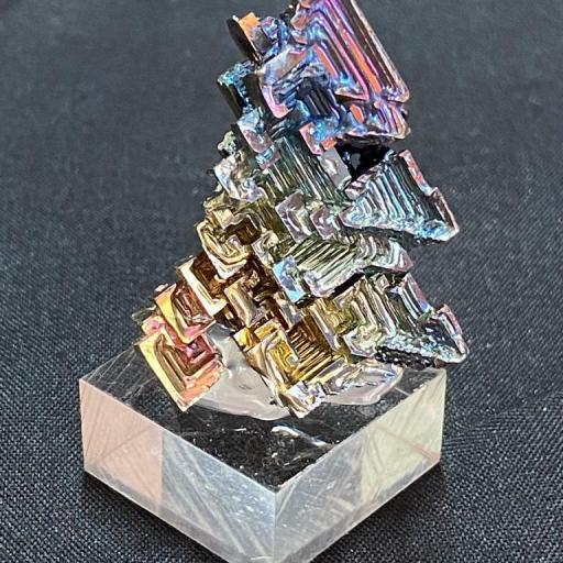 Bismuto Recristalizado en base metraquilato - Awesome Recristalized Bismuth  [1]