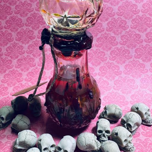 Auténtica Poción de Bruja - Antigua receta - Aceite para Brujas - Amor y Deseos