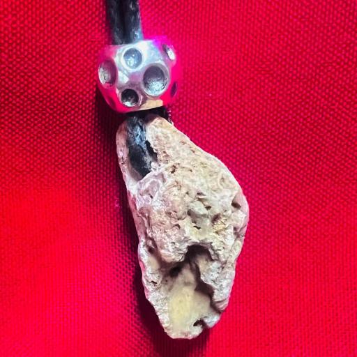 Colgante Amuleto Piedra de las Brujas ( Piedra de Odin) 35mm aproximadamente [3]