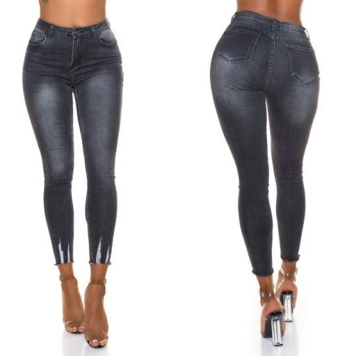 Jeans Ripped ajustado  [1]