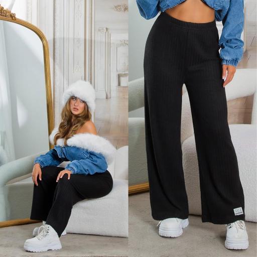 Pantalones negros acampanados y Canalé  [11]