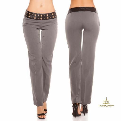 Pantalones rectos grises con cuero [1]