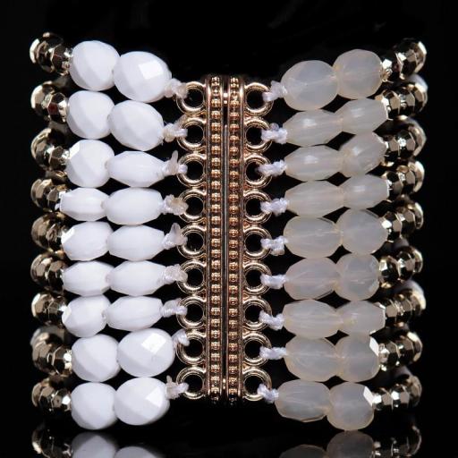 Pulsera de diferentes perlas blanco [1]