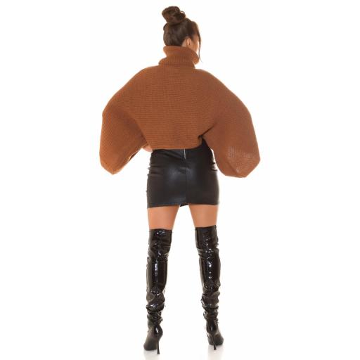 Suéter de moda con cuello alto marrón [5]