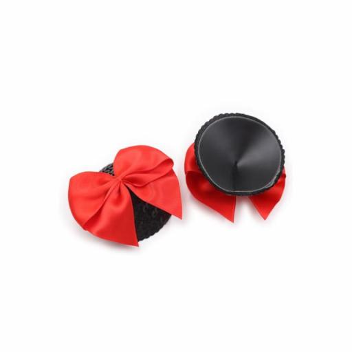 Cubrepezones negros con lazo rojo [3]