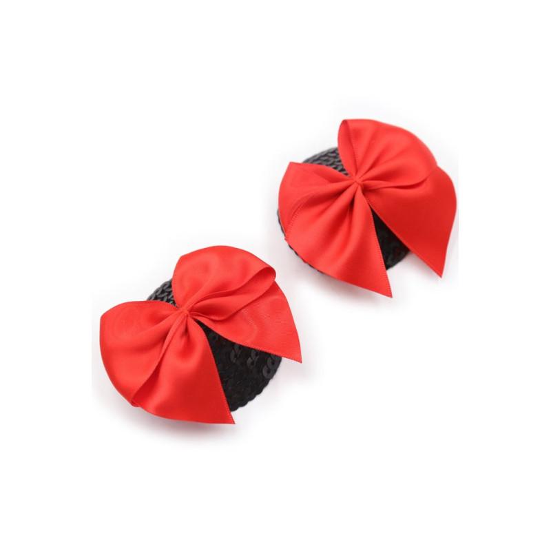Cubrepezones negros con lazo rojo