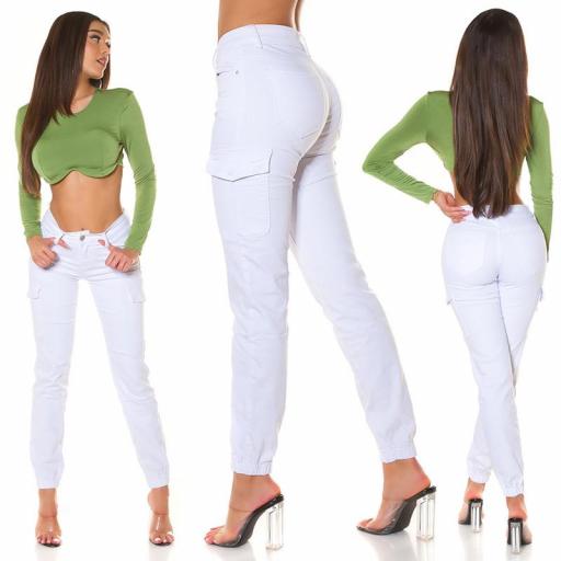 Jeans estilo cargo cintura alta blanco