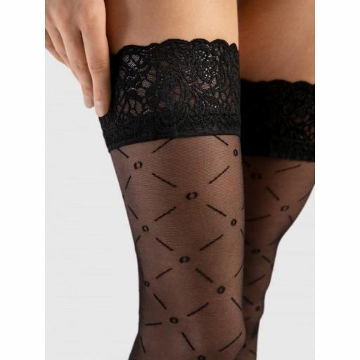 Medias elegantes y de encanto negro [1]