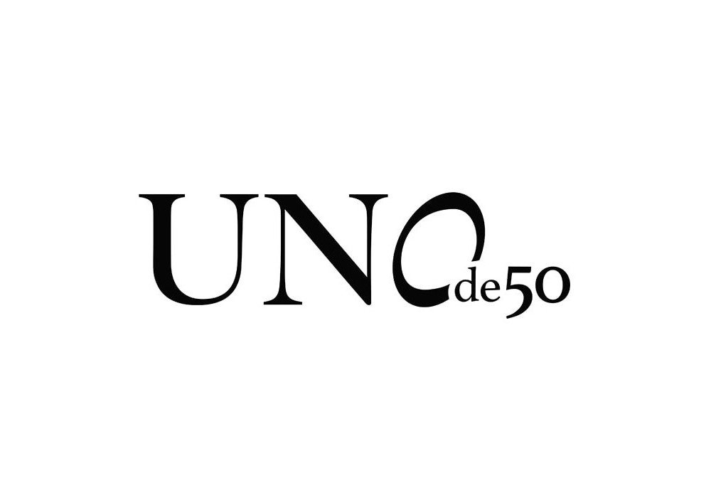 botella cristal con logo 11.jpg