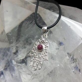 Colgante Mano de Fátima Rubí Corindón y Plata [1]