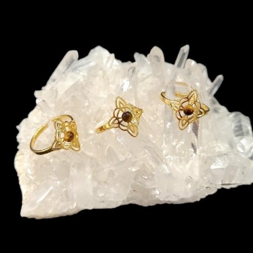 Anillo Ojo de Tigre Nudo de Bruja