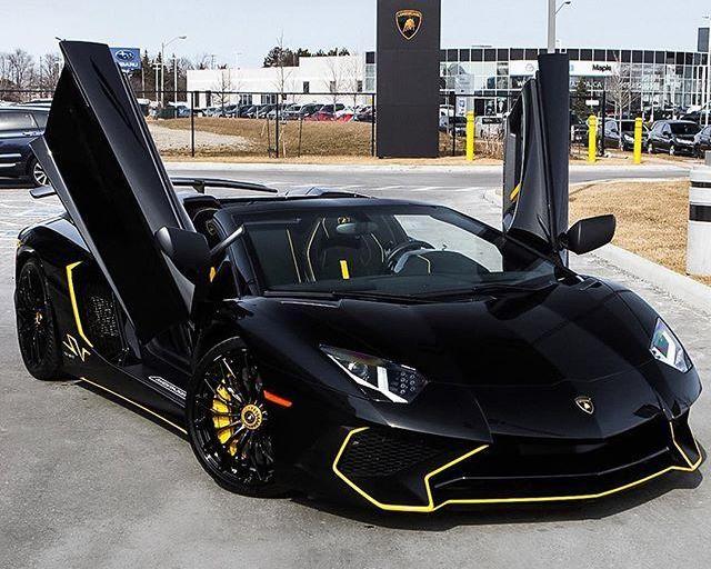 BARNIZ BRILLO  EFECTO GOMA 