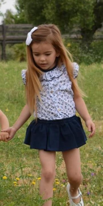 Conjunto niña camisa estampada y culetín volante Marena Moda Infantil Colección Europa [3]