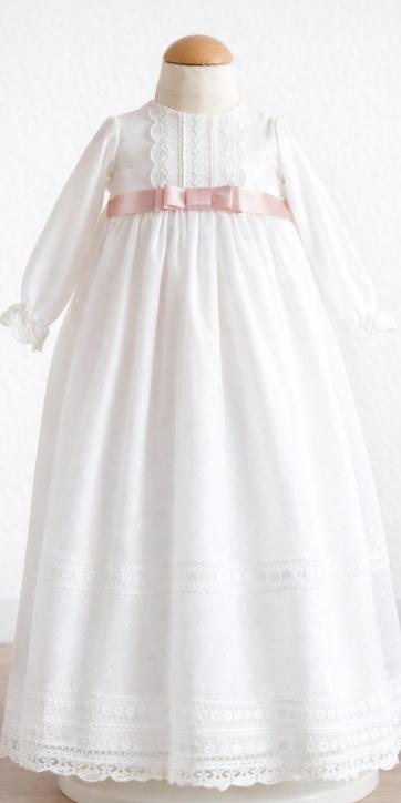 Faldón de Bautizo para Bebé en Tul Blanco con Cinta de Raso Rosa Empolvado – Eva Martínez Artesanía – Familia 2 [0]