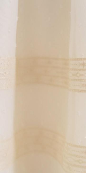 Faldón de bautizo para bebé en plumeti cristal beige con lazo rosa manga corta – Familia 7 | Eva Martínez Artesanía | Kids Moda Infantil [7]