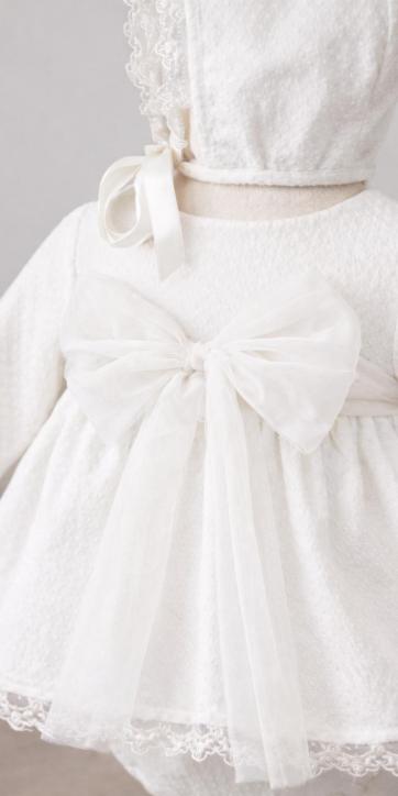 Jesusito de Bautizo para Bebé con Braguita y Capota en Tul Estampado Beige con Lazo de Tul Beige – Fabricación Española [3]