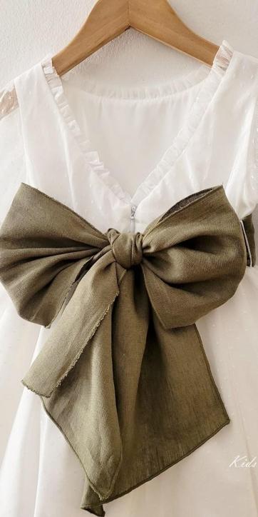 Vestido arras niña blanco tul con fajín lino verde oliva Coco Acqua Ceremonia 60444 [7]