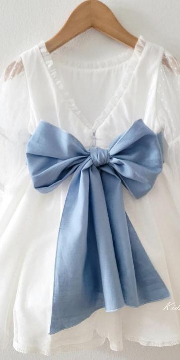 Vestido arras niña blanco tul con fajín lino azul Coco Acqua Ceremonia 60444 [1]