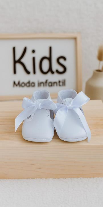 Zapatitos Blanco Piel “Príncipe” Bebé · Ref. 2593302