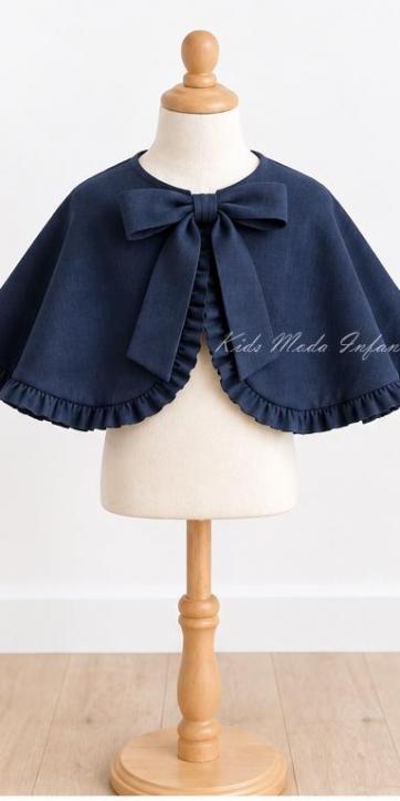 Capa Ceremonia y Arras Niña Lino Azul Marino de Eva Martínez Artesanía [0]