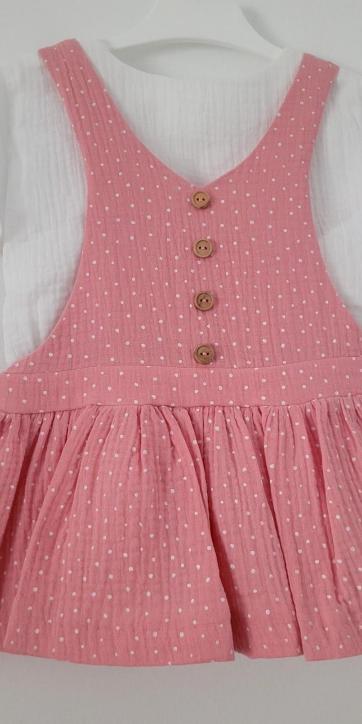Conjunto niña blusa blanca y peto falda rosa empolvado de topos Cuka [3]