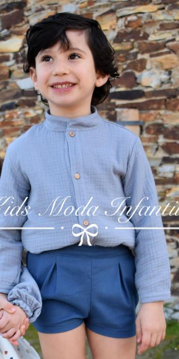 Conjunto niño camisa gris muselina con short azul atenuado colección Frida de Marena Moda Infantil [3]